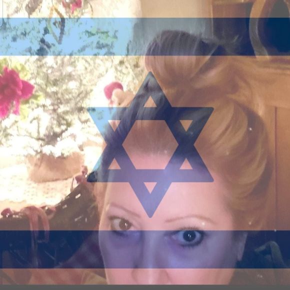 Meet your Posher, Joyce - Picture 1 of 1